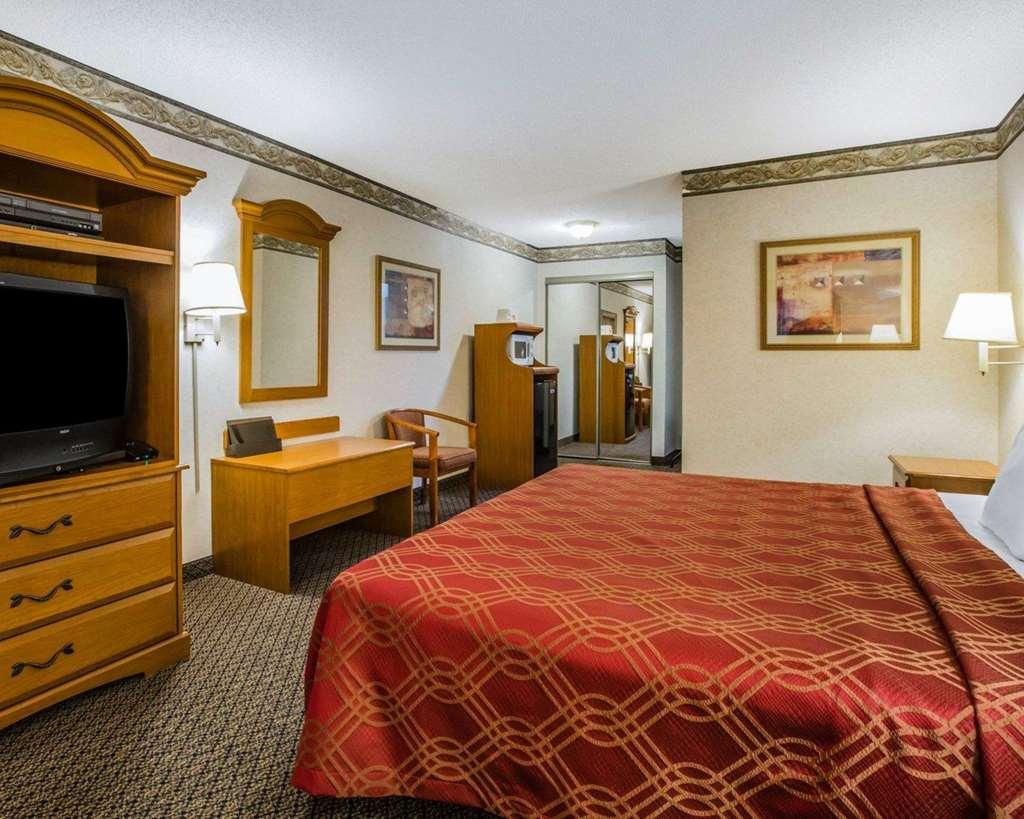 Econo Lodge Villa Rica Room photo